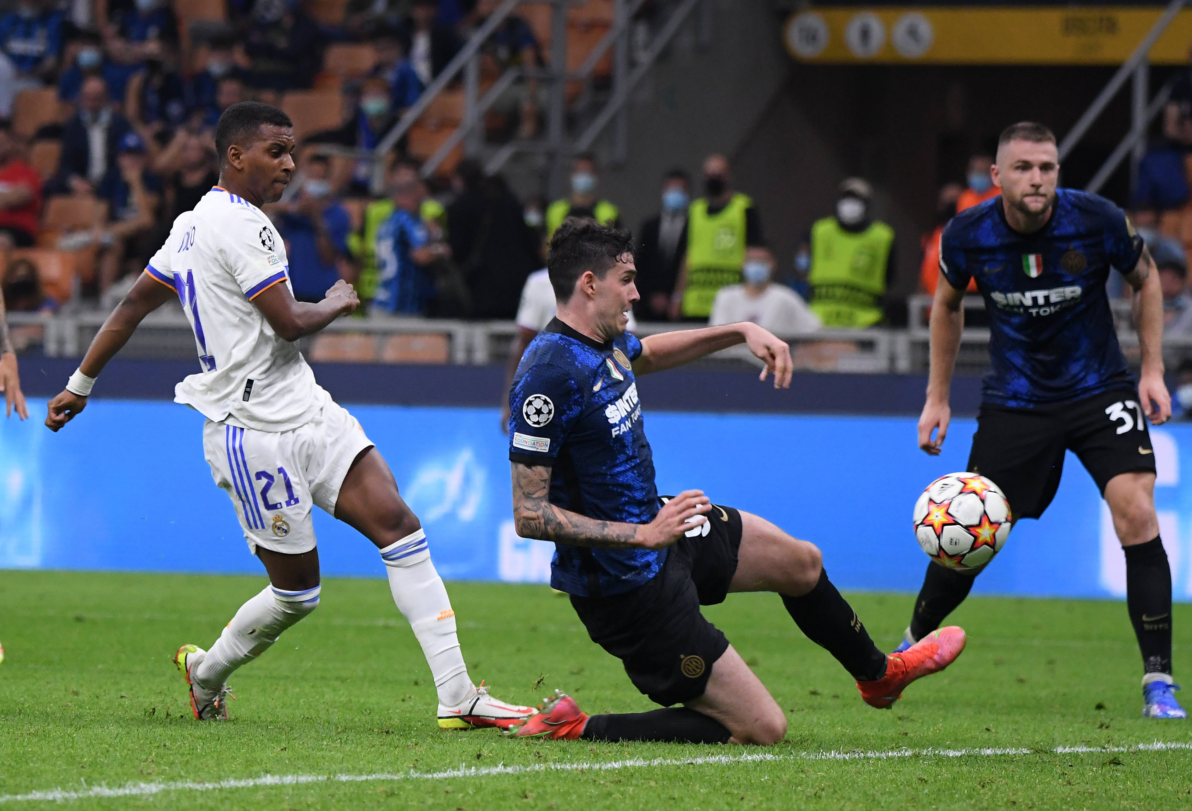 亚冠焦点赛事赛后复盘 比赛走势与数据解析