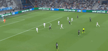 中超-卡扎伊什维利梅开二度 山东泰山大胜武汉三镇