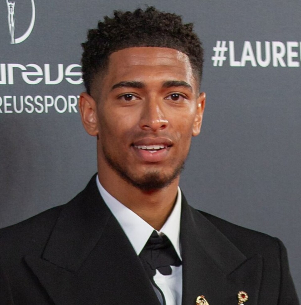 湖人13胜0负，关键战之神，詹姆斯和东契奇齐爆发，艾顿打爆锡安